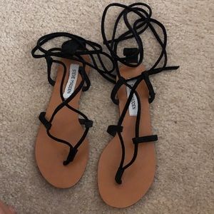 Steve Madden black strappy sandals